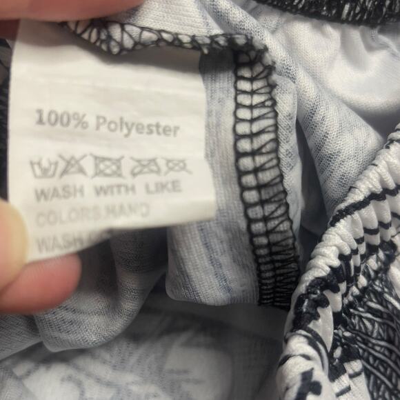 Boys‎ Basketball Comic Print Tank Top Shorts Set Size 6Y Outfit Jersey Style #28 - Picture 5 of 6